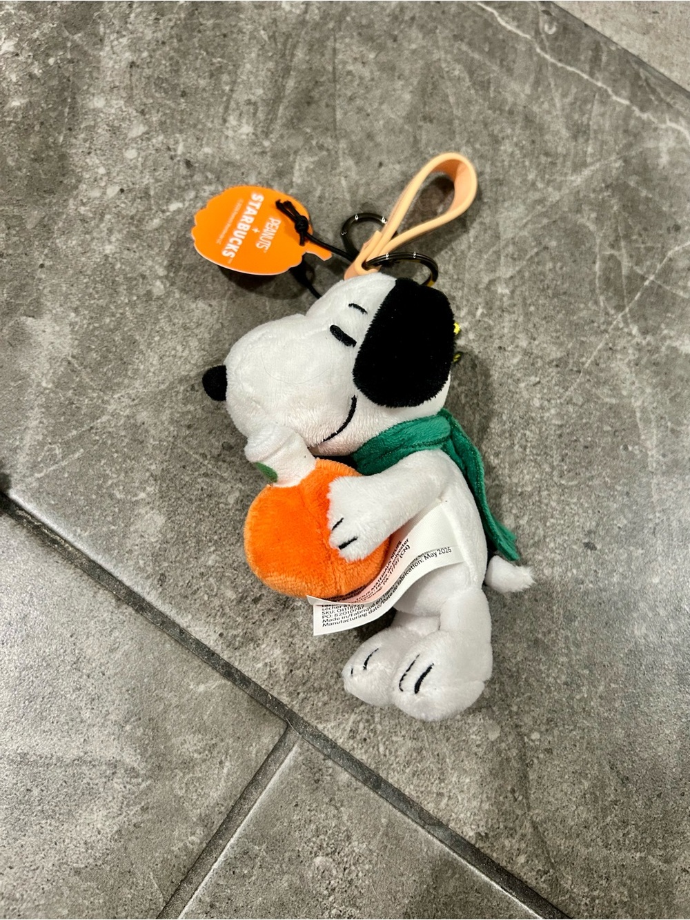 Snoopy Peanuts x Starbucks Bag Charm Keychain